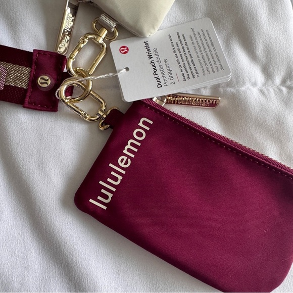 75&76 Lululemon Dual Pouch Wristlet Wordmark - Deep Luxe Gold Bone - Picture 5 of 7